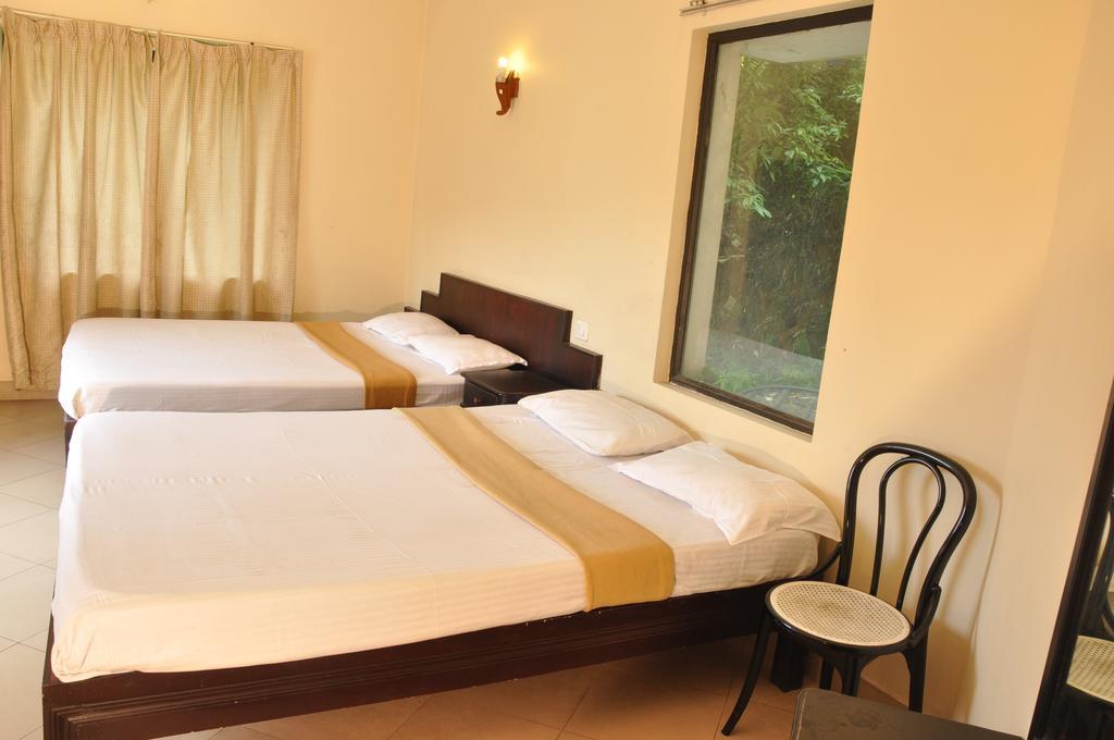 Albarad Hotel Munnar Pokój zdjęcie